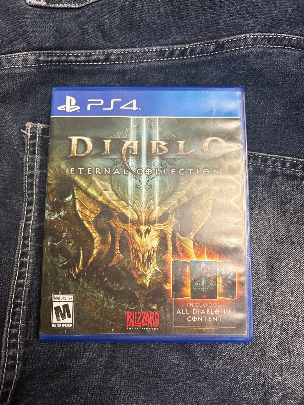 Diablo Eternal Collection (PS4) - Blue Case